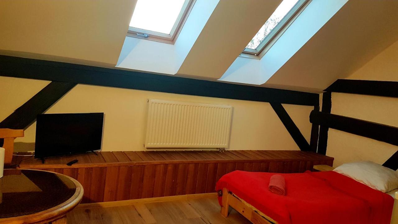 Dziewanna Lägenhet Brzeziniec Exteriör bild